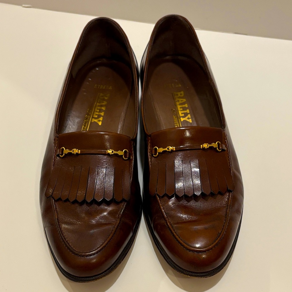 Bally, Brown Leather Loafers for Men. 9 1/2 D